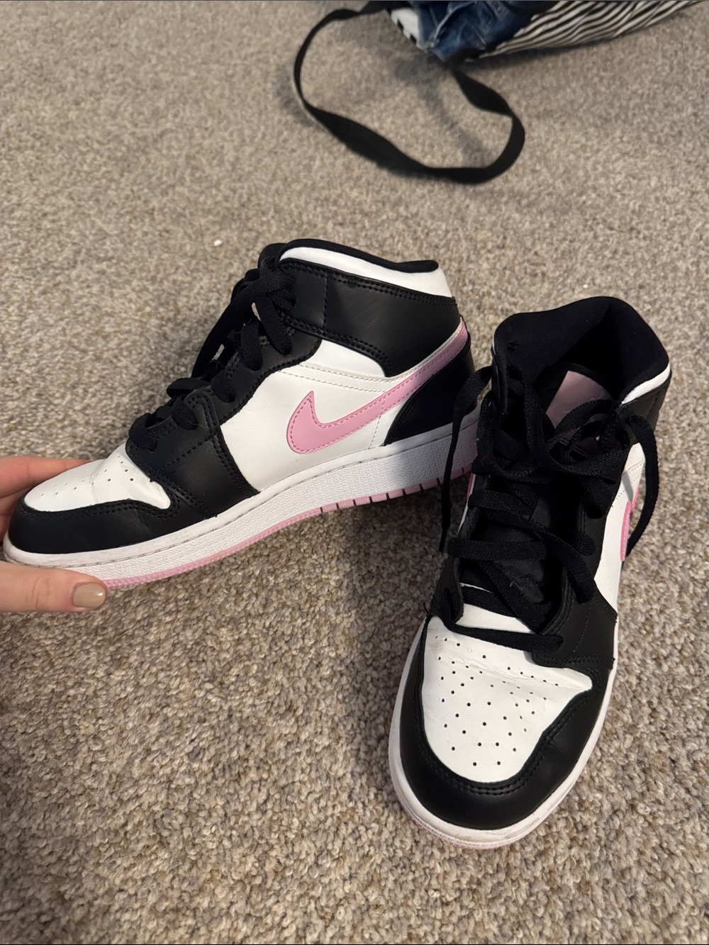 Nike air Jordan 1 retro mid Arctic pink